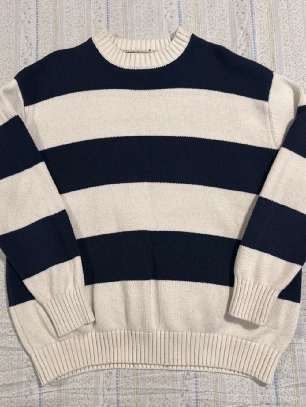 Jessica Simpson striped sweater
